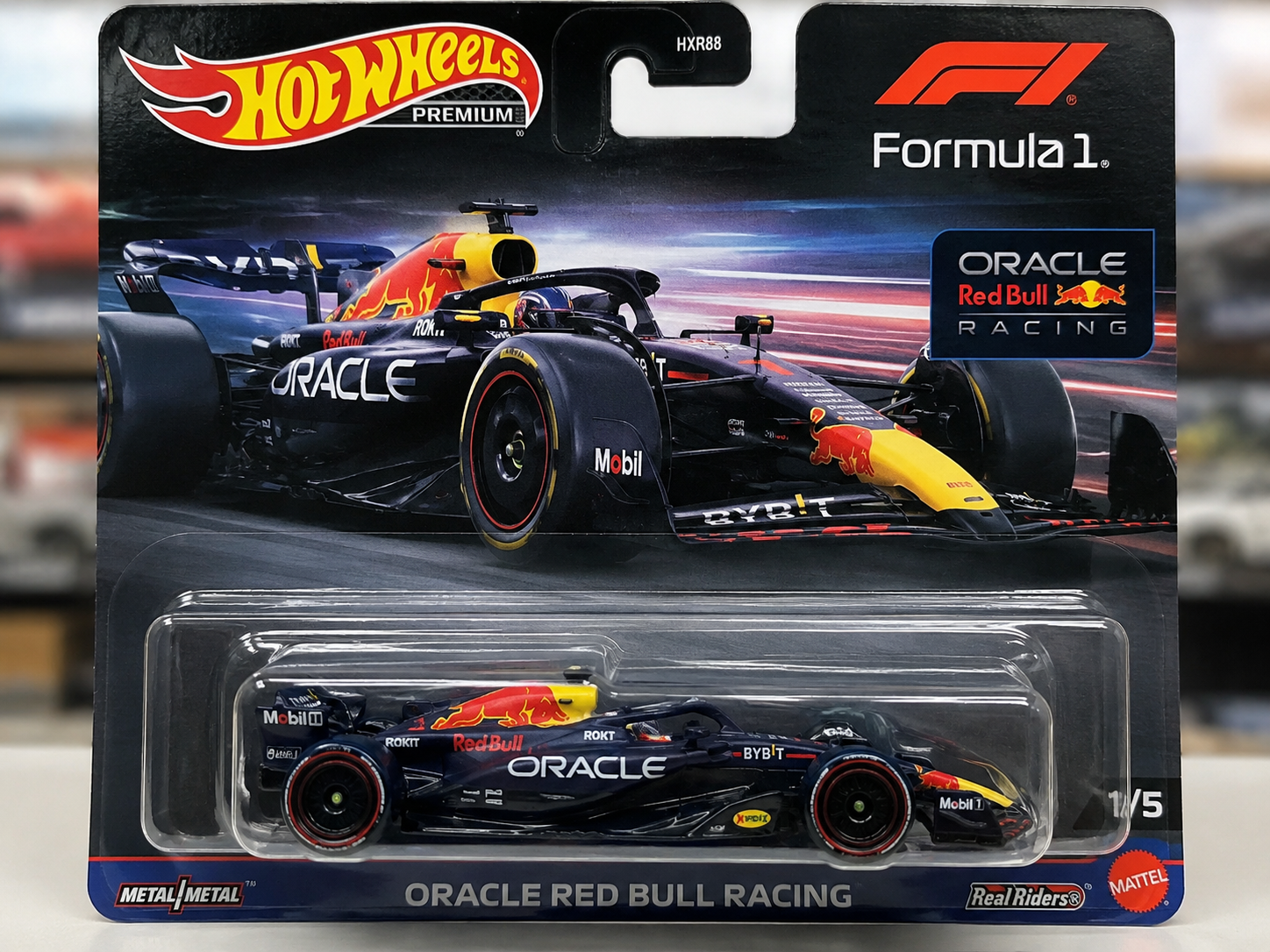 Hot Wheels Formula 1 Oracle Red Bull Racing diecast car in premium blister packaging with official F1 team livery